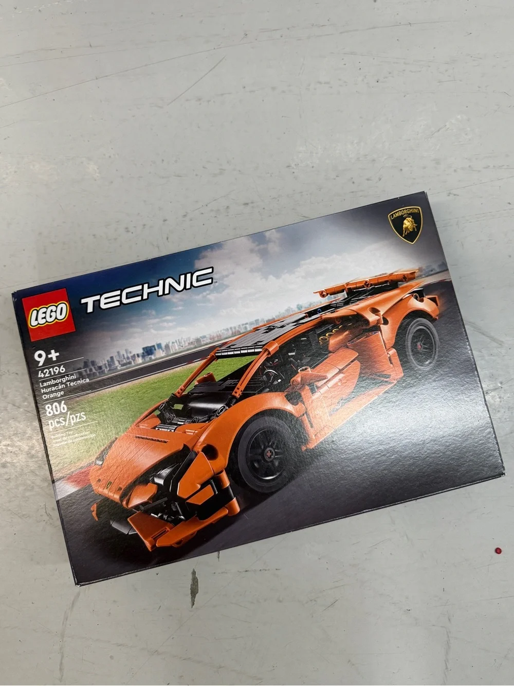 LEGO Technic Lamborghini Huracán Tecnica Orange (42196) building set. New